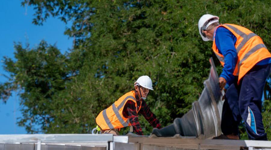 Expert Emergency Roof Repairs services in Lanham, MD